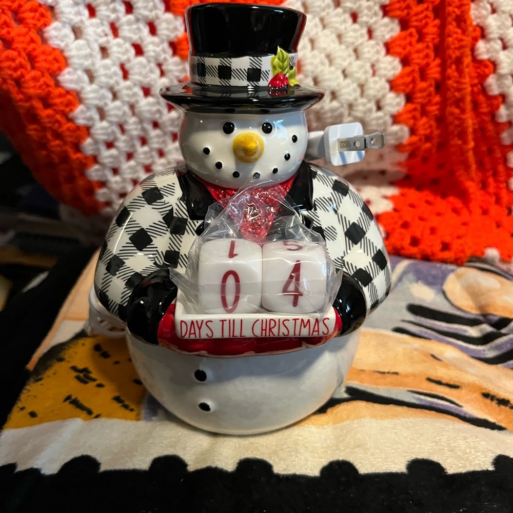 Kickoff to Christmas Scentsy Wax Warmer